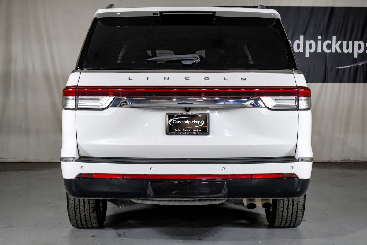 Used 2022 Lincoln Navigator L Reserve image 9