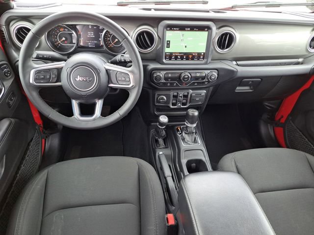 Used 2023 Jeep Wrangler Sahara image 25