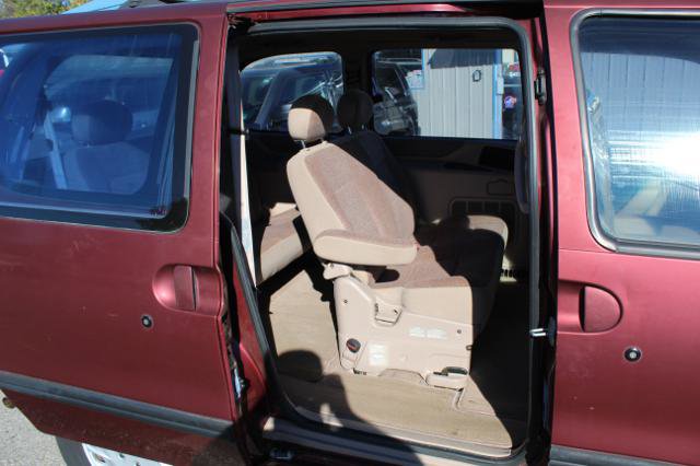 Used 1995 Mercury Villager GS image 13