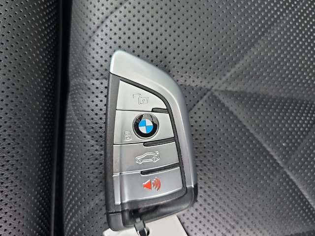 Used 2023 BMW X5 xDrive40i w/ Climate Comfort Package image 37