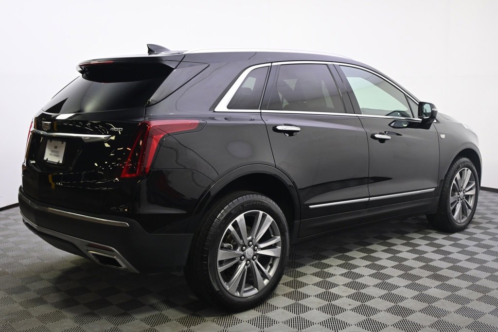 Certified 2025 Cadillac XT5 Premium Luxury image 7