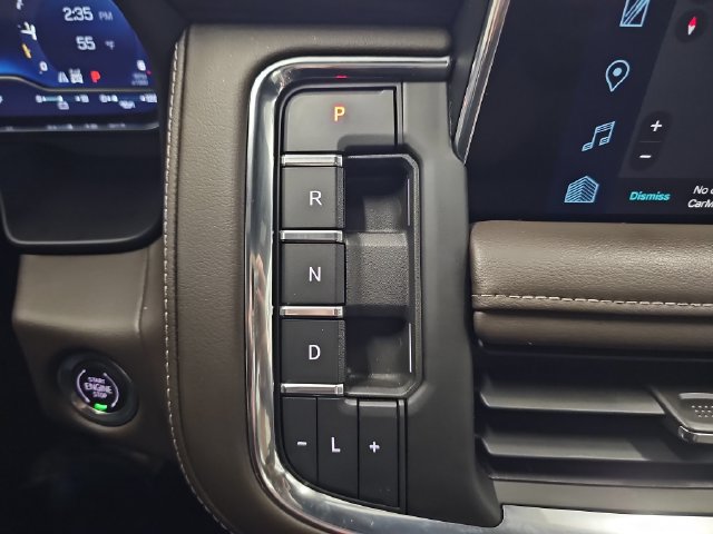 Used 2022 Chevrolet Tahoe LT w/ Luxury Package AWD/4WD image 22