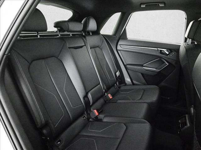 Certified 2025 Audi Q3 2.0T Premium w/ Convenience Package image 21