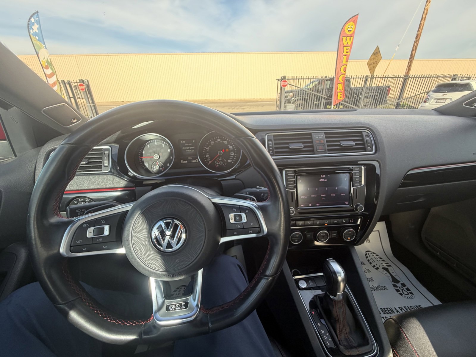 Used 2018 Volkswagen Jetta GLI FWD image 10