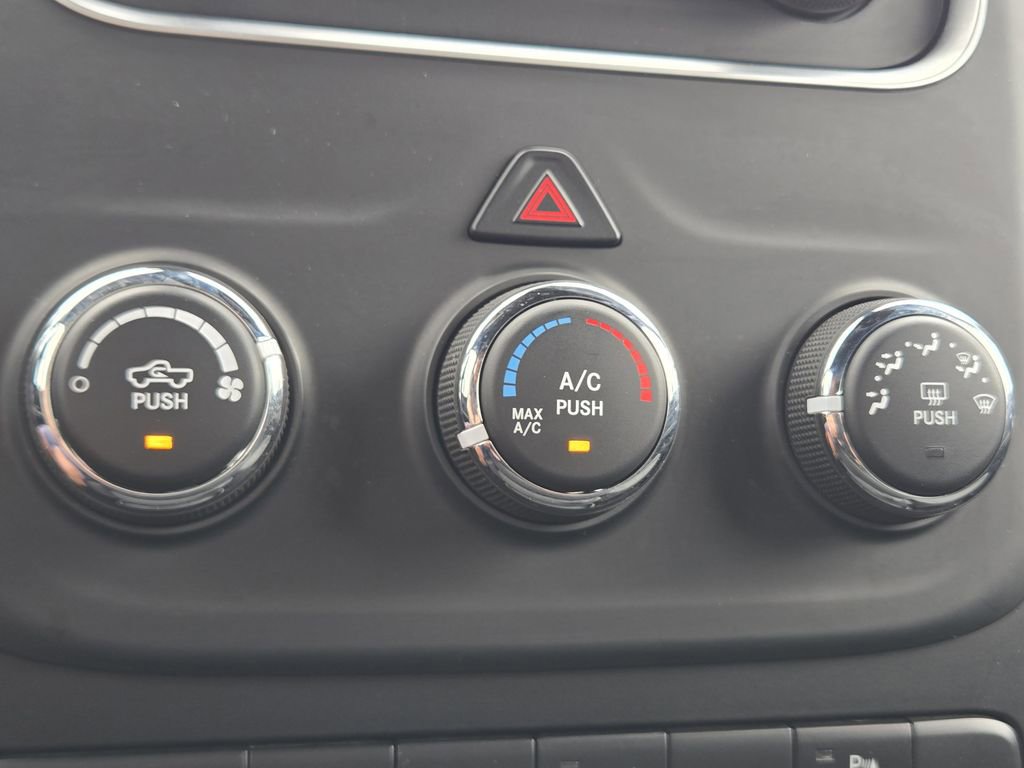 Used 2024 RAM 1500 Classic Warlock RWD image 23