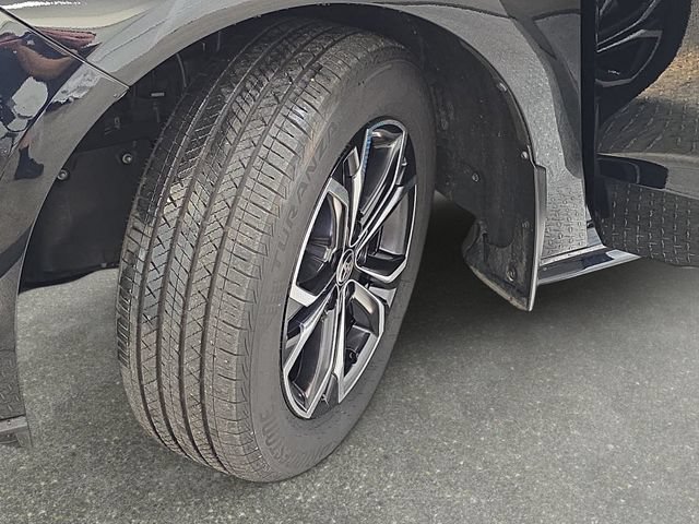 Certified 2026 Toyota Sienna Platinum AWD/4WD image 29
