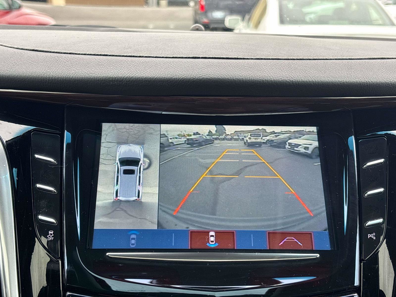 Used 2020 Cadillac Escalade Luxury image 30