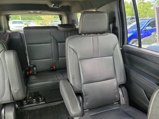 Certified 2022 Chevrolet Suburban RST w/ Luxury Package RWD image 16