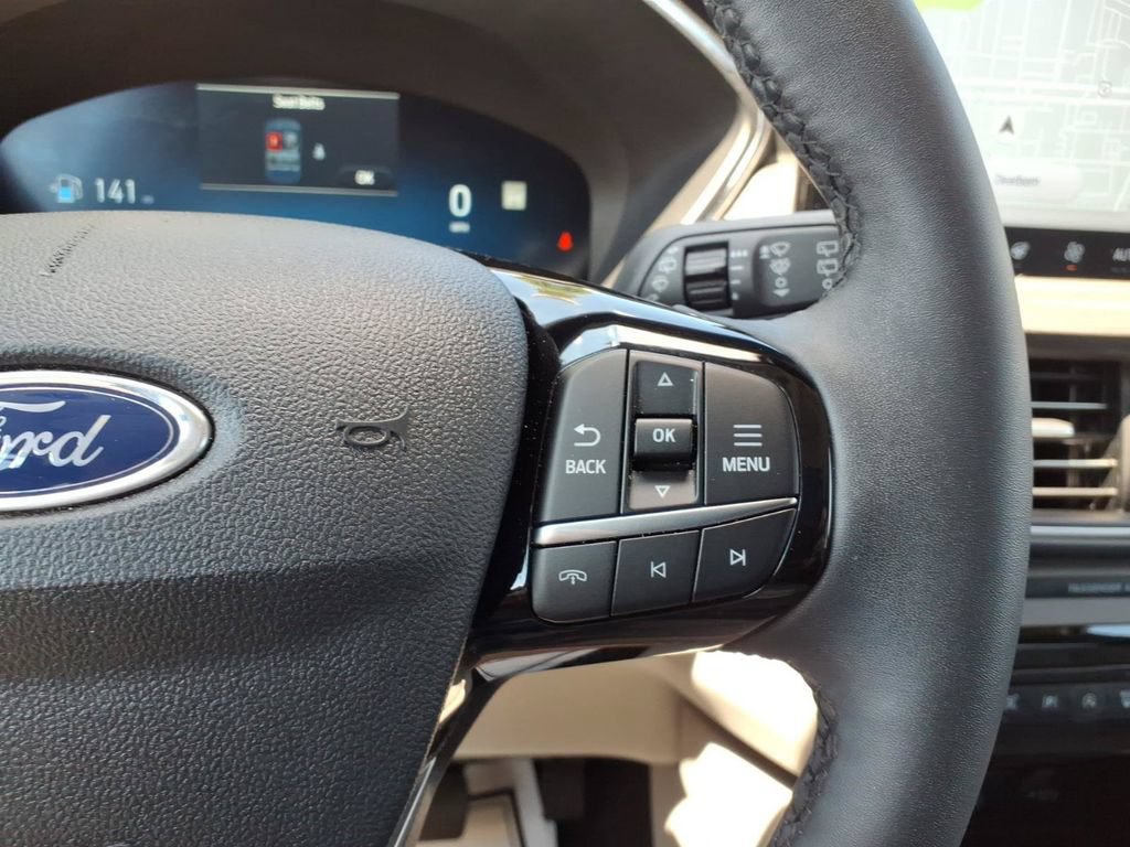 Certified 2023 Ford Escape Platinum AWD/4WD image 15