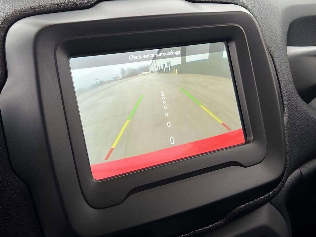 Used 2019 Jeep Renegade Trailhawk w/ Cold Weather Group II image 23