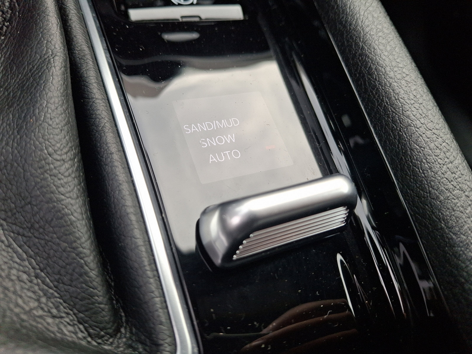 New 2025 Jeep Compass Limited w/ Sun & Sound Group image 20