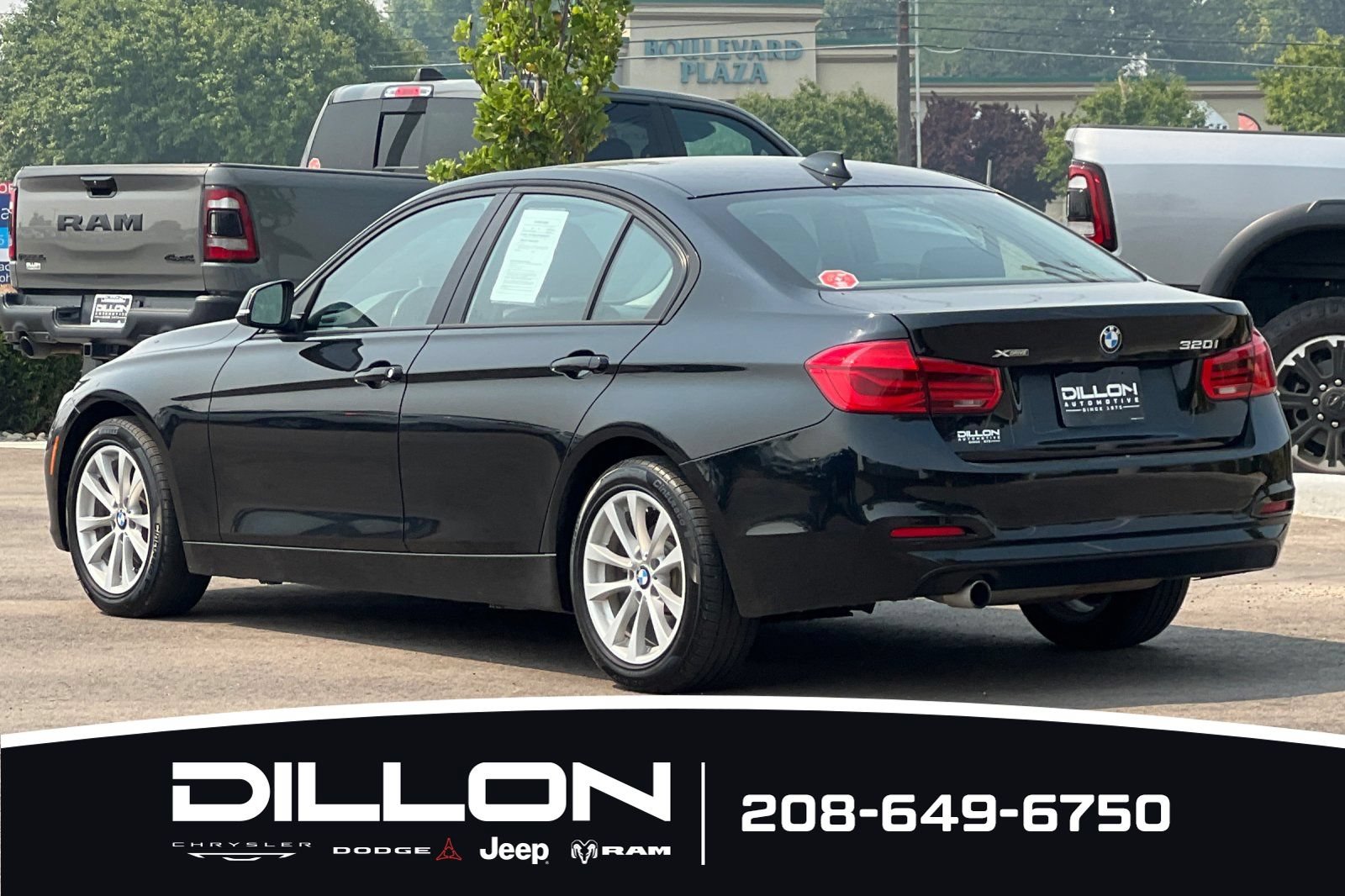 Used 2016 BMW 320i xDrive Sedan AWD/4WD image 9