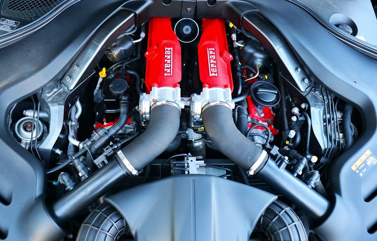 Used 2020 Ferrari Portofino RWD image 73