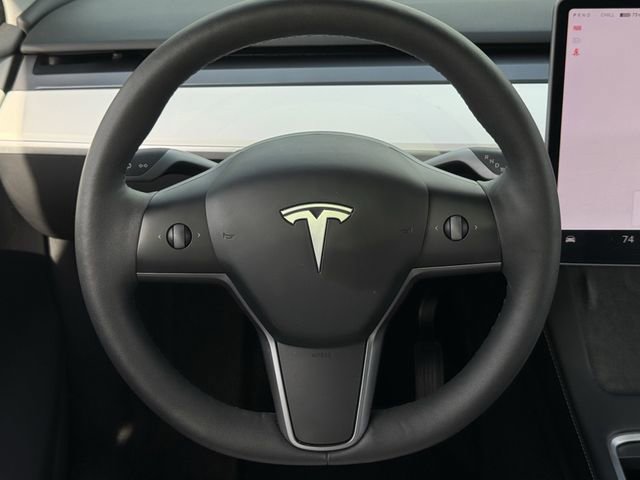 Used 2024 Tesla Model Y Long Range AWD/4WD image 11