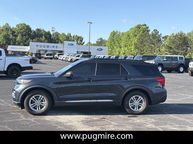 Used 2023 Ford Explorer XLT w/ Equipment Group 202A RWD image 4