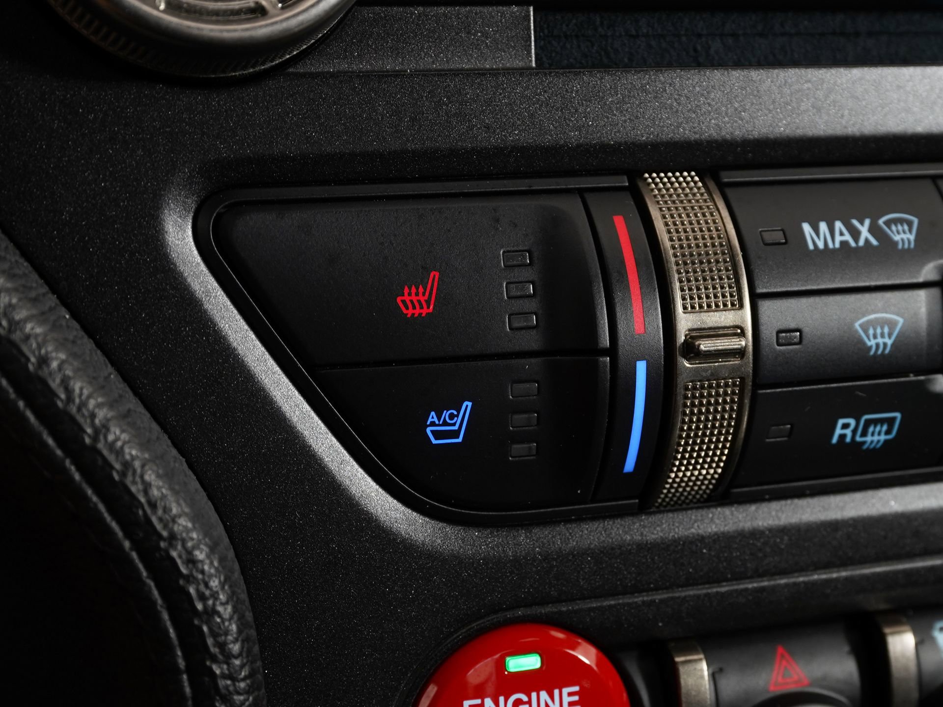 Used 2016 Ford Mustang Shelby GT350 w/ Technology Package image 22