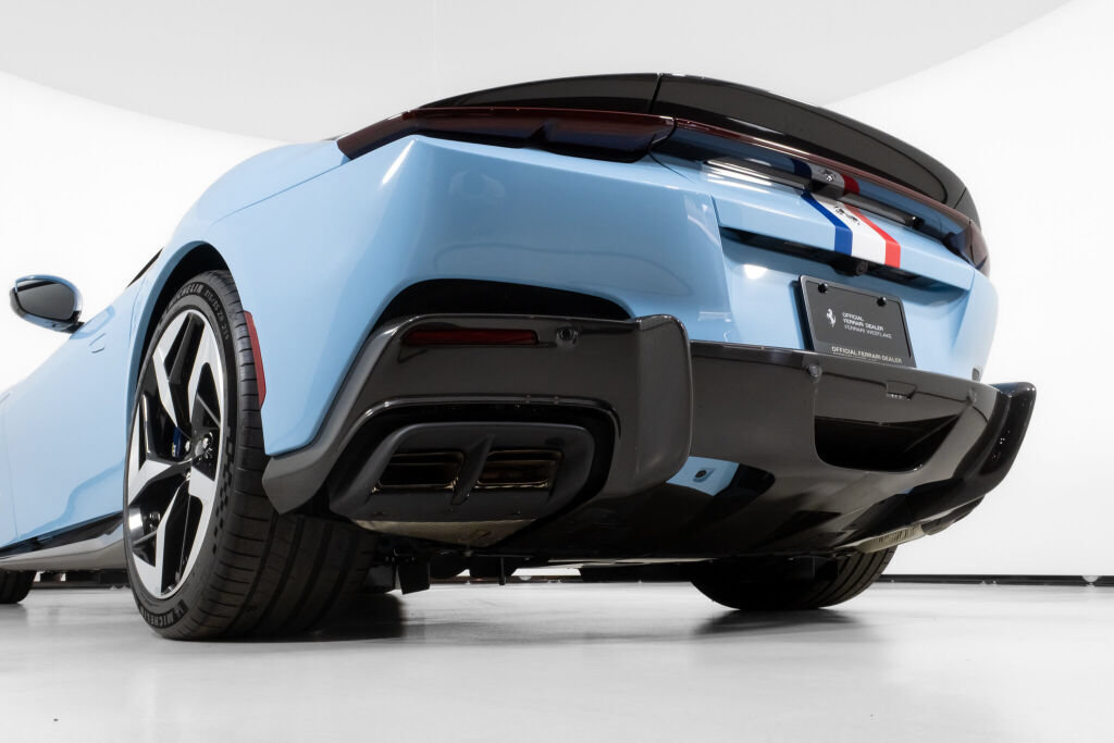 Used 2025 Ferrari 12Cilindri RWD image 21