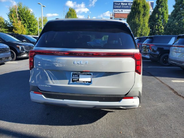 New 2026 Kia Carnival EX FWD image 5