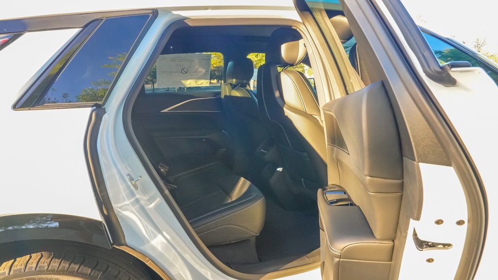 New 2026 Cadillac Lyriq Sport RWD image 9