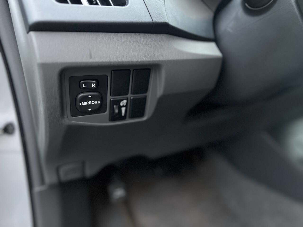 Used 2010 Toyota Prius Two image 17