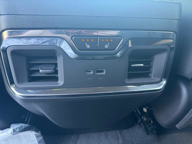New 2026 Chevrolet Silverado 2500 LTZ w/ LTZ Plus Package AWD/4WD image 21