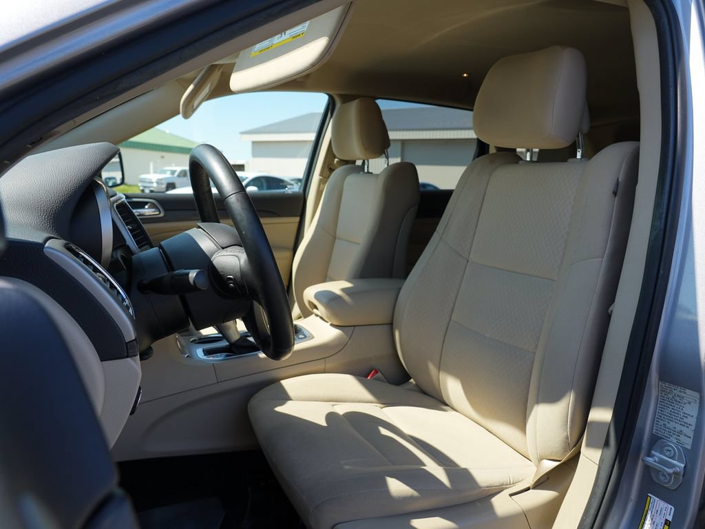 Used 2019 Jeep Grand Cherokee Laredo AWD/4WD image 12