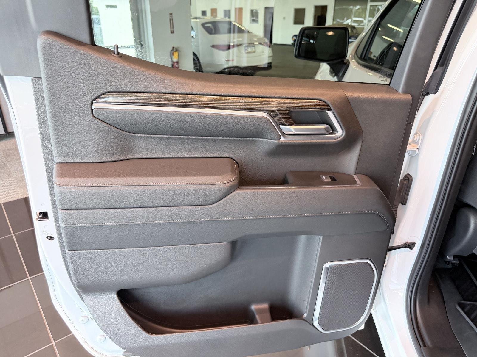 Used 2023 GMC Sierra 1500 Elevation AWD/4WD image 22