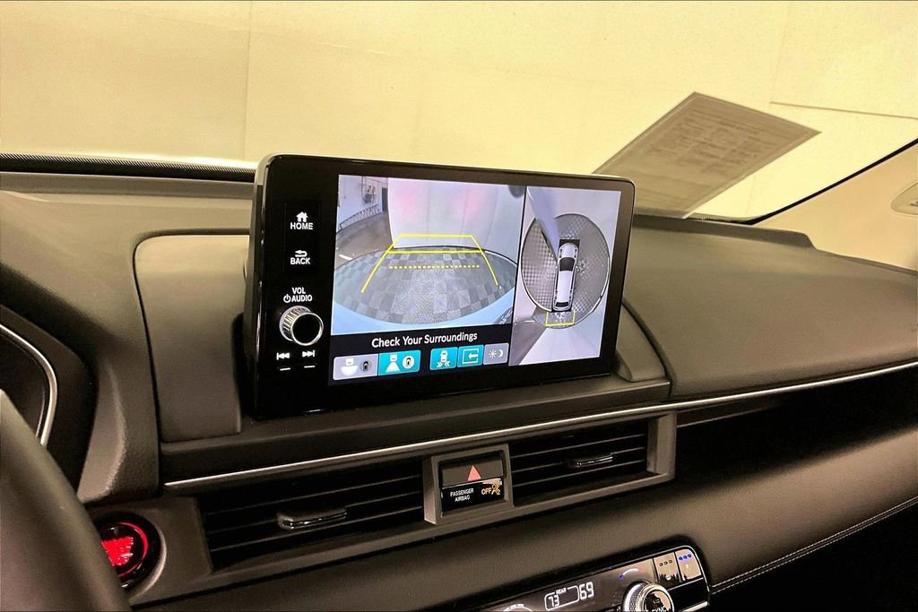 Used 2025 Honda Pilot Elite image 13