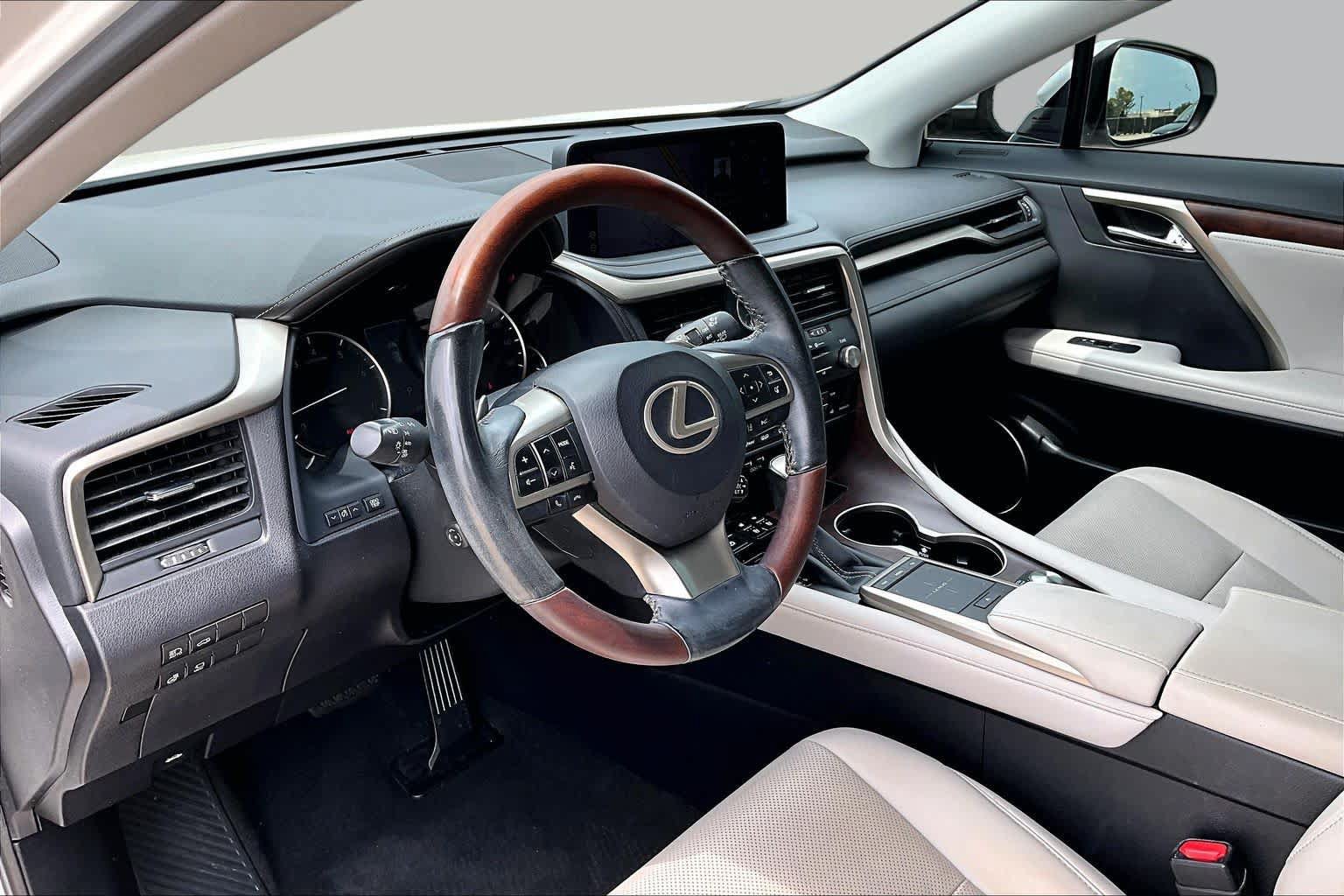 Used 2020 Lexus RX 350 FWD w/ Premium Package image 18