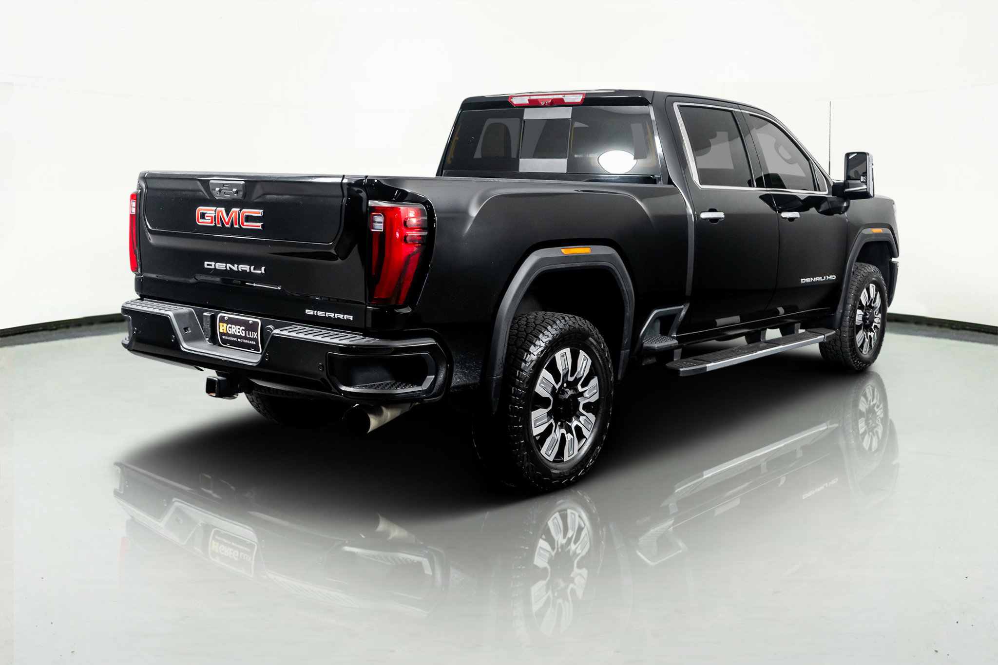 Used 2025 GMC Sierra 3500 Denali w/ Denali Reserve Package image 10