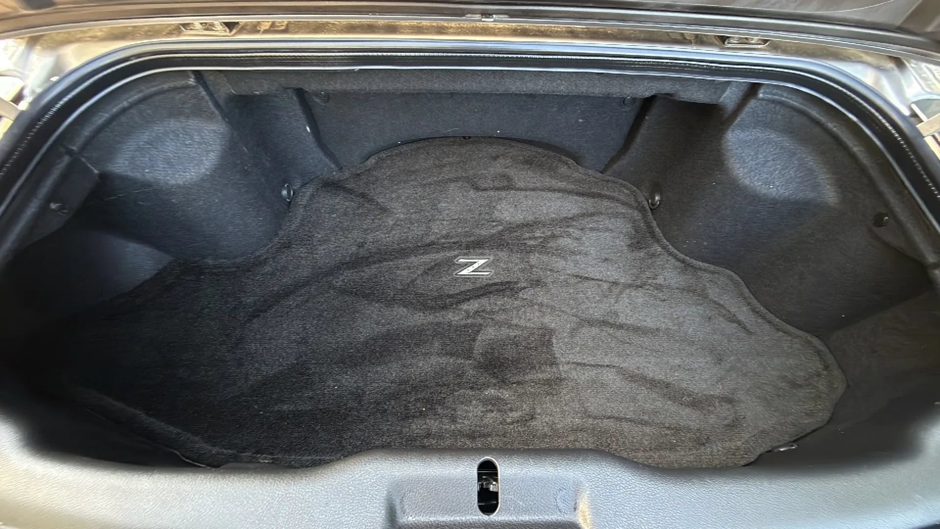 Used 2007 Nissan 350Z Touring RWD image 39