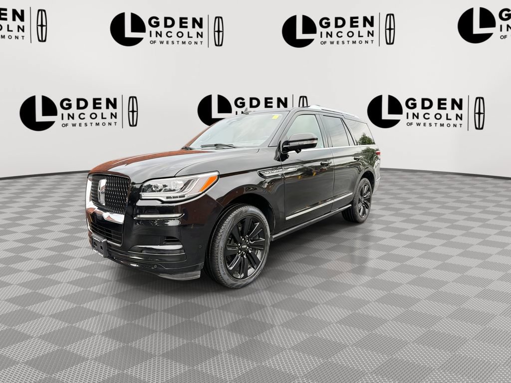 Used 2024 Lincoln Navigator Reserve AWD/4WD image 4