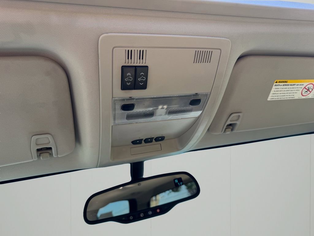 Used 2008 Chevrolet Silverado 3500 LTZ AWD/4WD image 13