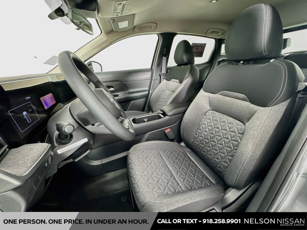 New 2027 Nissan Kicks SV w/ Cold Weather Package FWD image 20