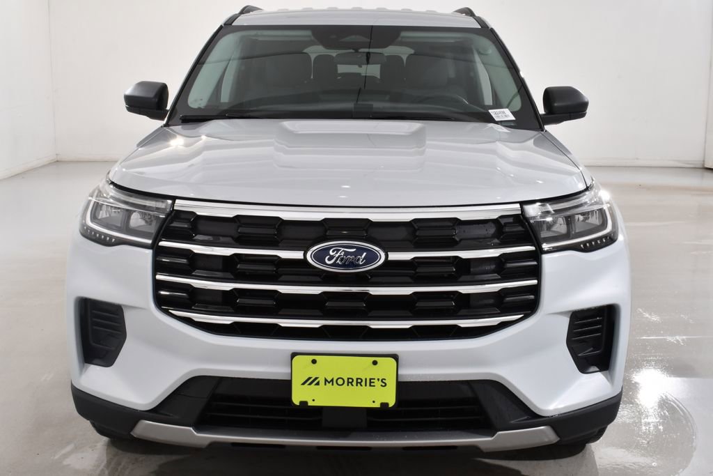 New 2026 Ford Explorer Active AWD/4WD image 3