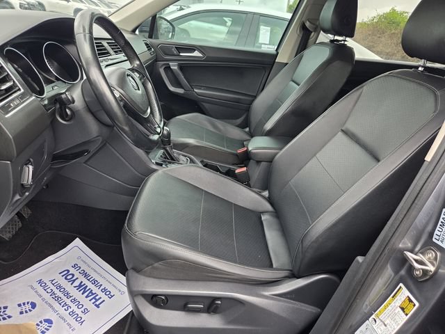 Used 2019 Volkswagen Tiguan SE w/ Panoramic Sunroof Package FWD image 7