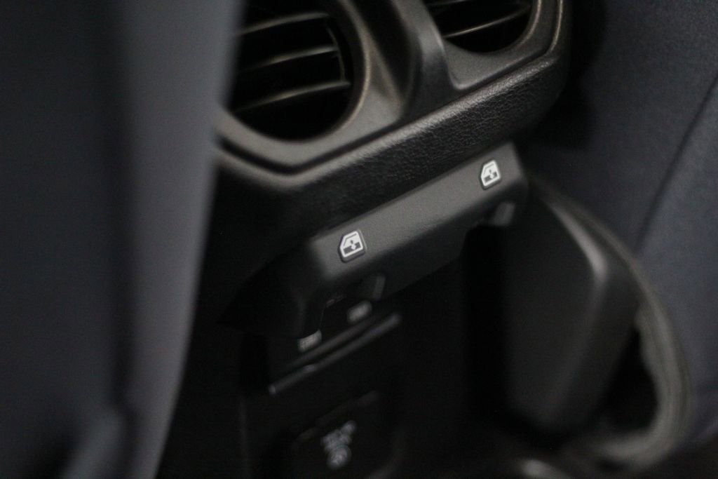 Used 2021 Jeep Gladiator Overland AWD/4WD image 45