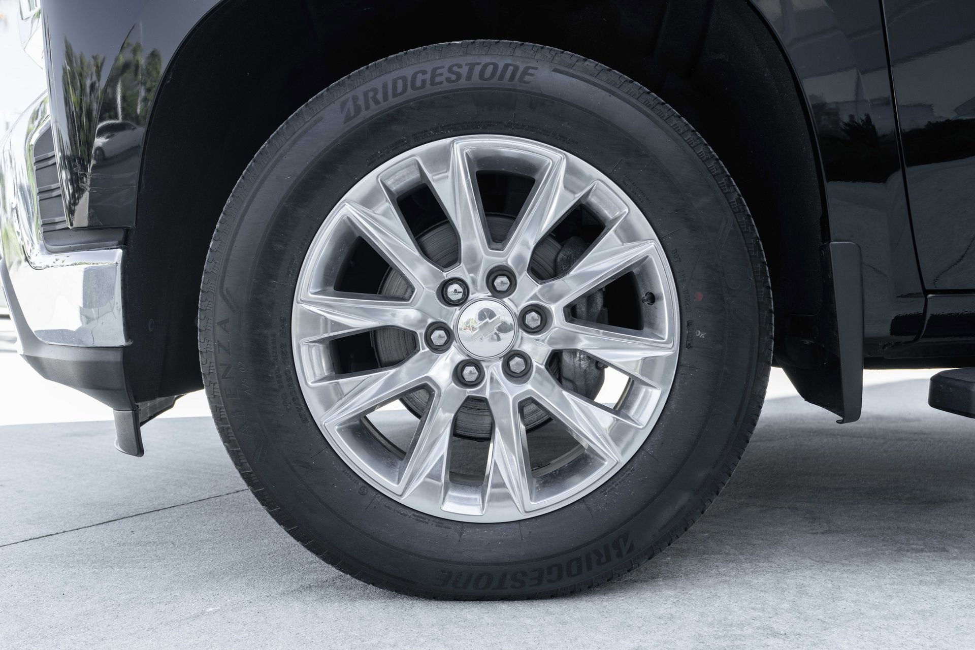 Used 2021 Chevrolet Silverado 1500 LTZ image 30