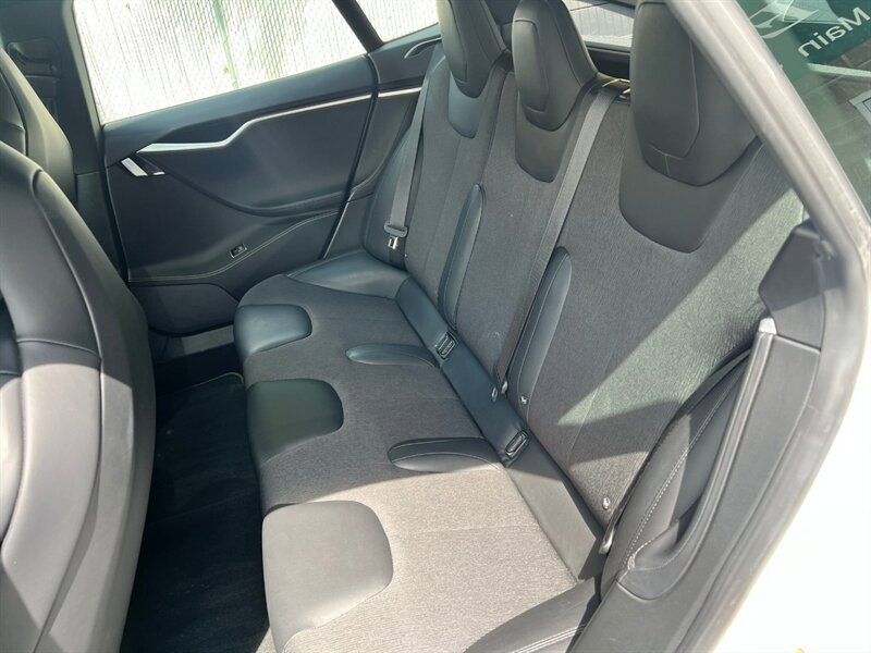 Used 2017 Tesla Model S 100D AWD/4WD image 20