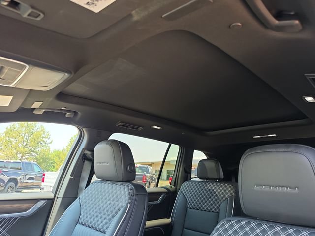 New 2026 GMC Acadia Denali w/ Super Cruise Package AWD/4WD image 17