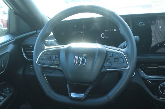 Used 2025 Buick Envista Sport Touring w/ Convenience I Package image 11
