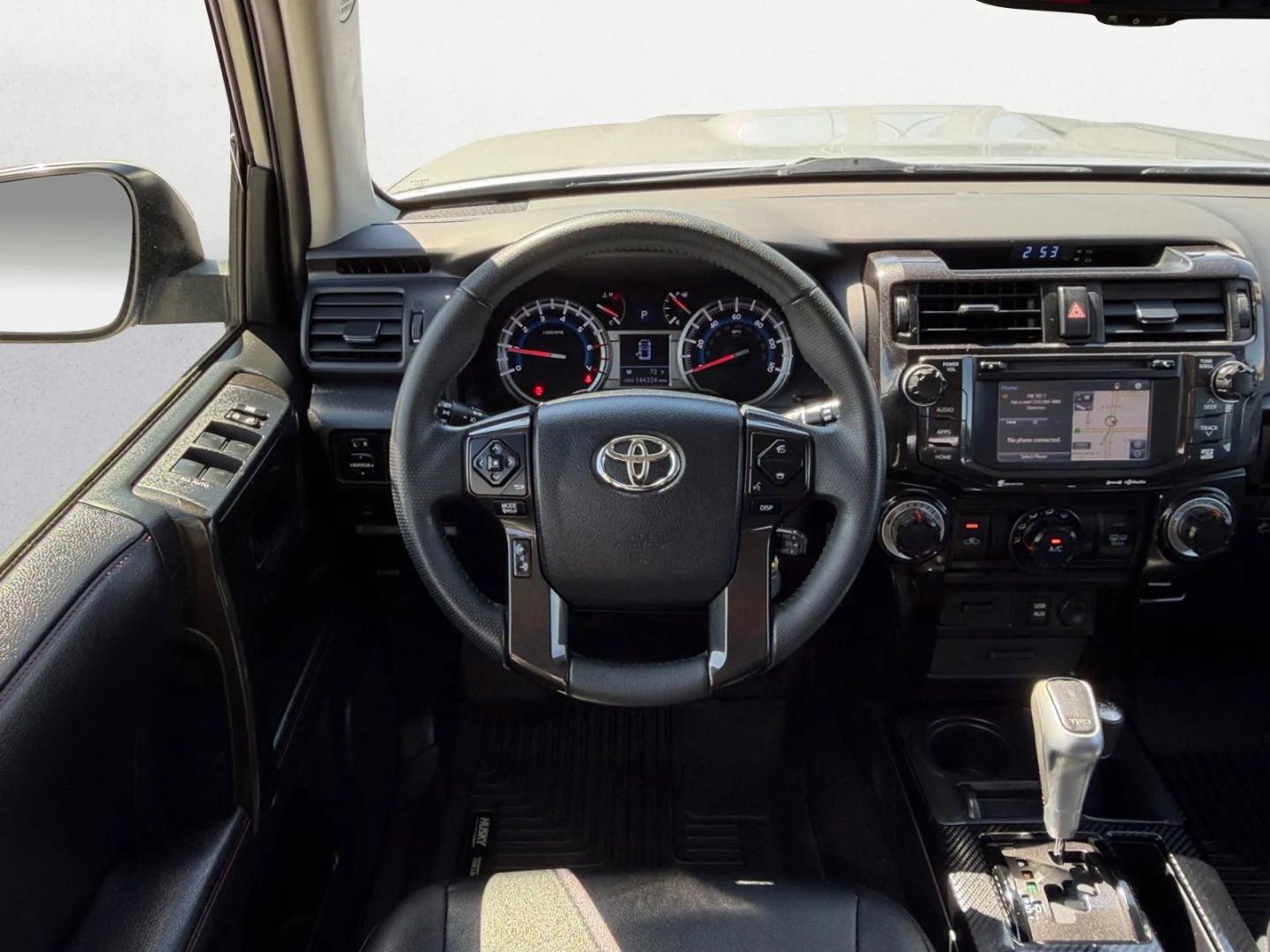 Used 2018 Toyota 4Runner TRD Off-Road Premium image 15
