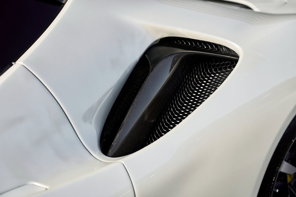 Used 2022 Ferrari SF90 Stradale image 10