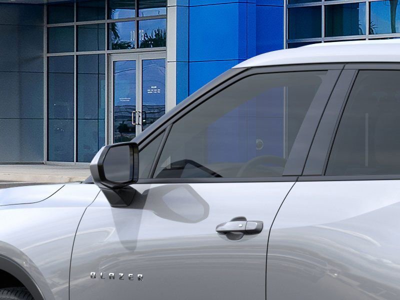 New 2025 Chevrolet Blazer LT FWD image 12