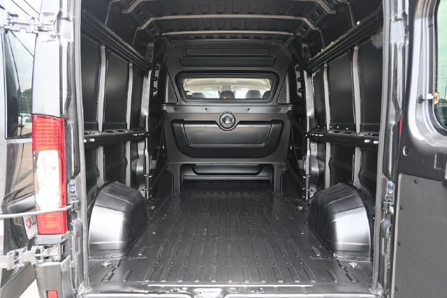New 2026 RAM ProMaster 2500 w/ Crew Van Package FWD image 13
