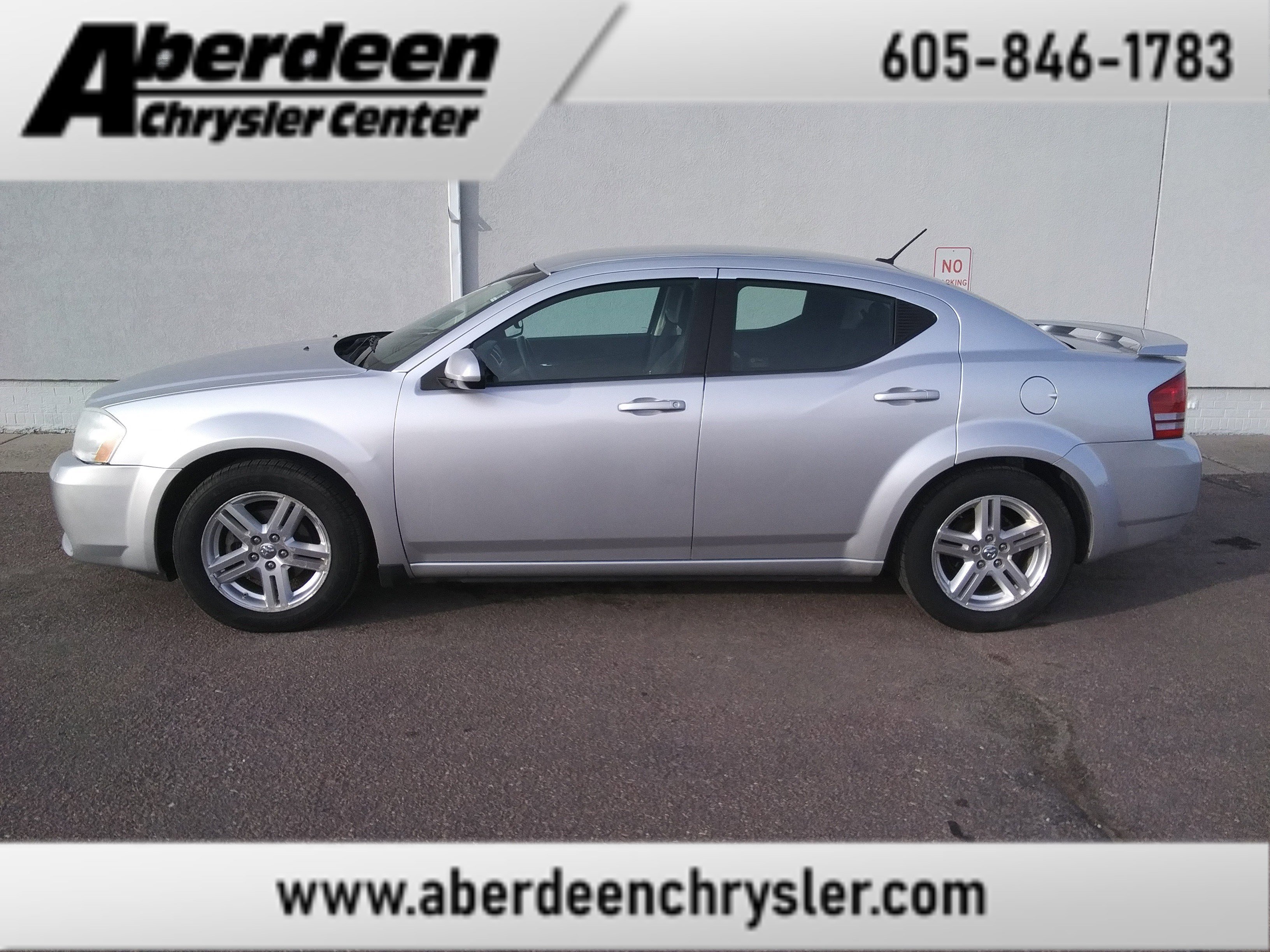 Used 2010 Dodge Avenger R/T image 1