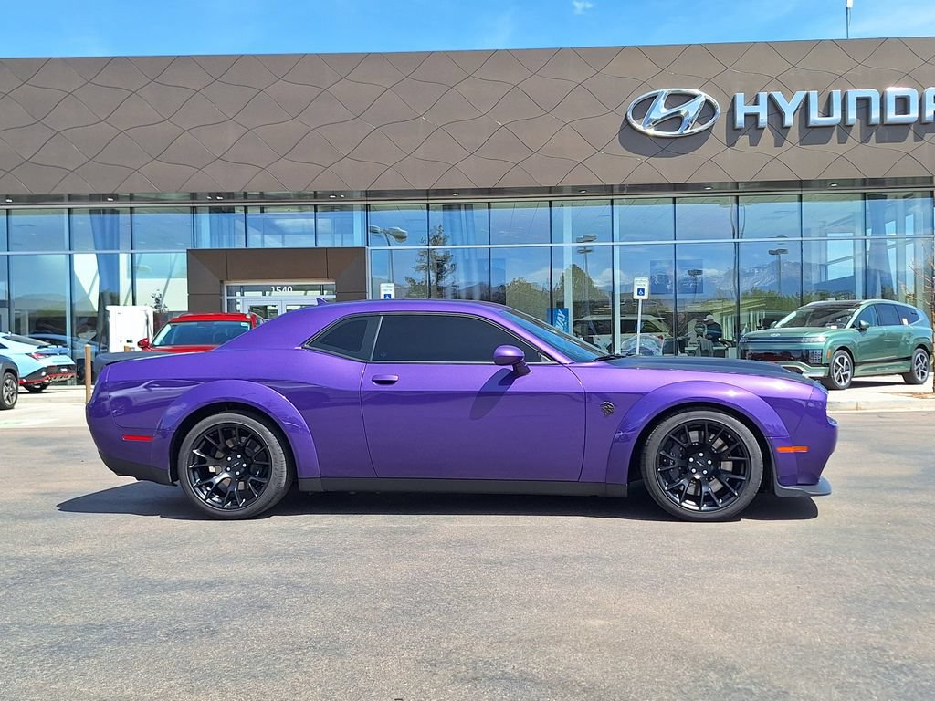 Used 2023 Dodge Challenger SRT Hellcat RWD image 2