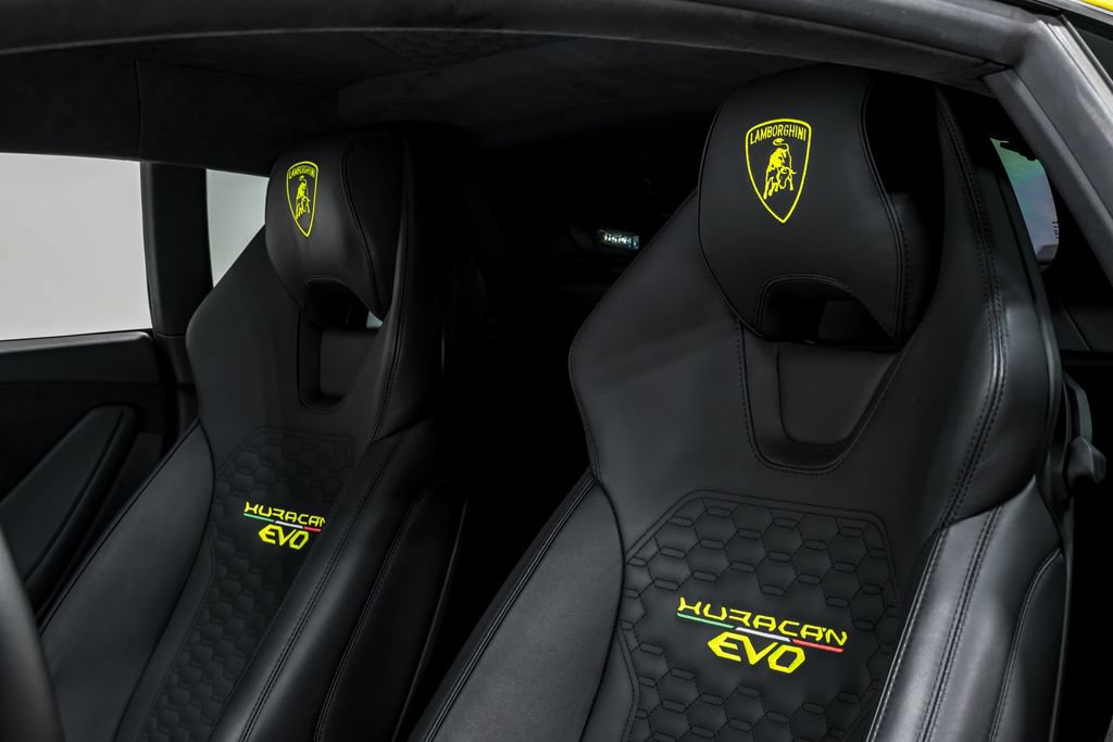 Used 2022 Lamborghini Huracan EVO AWD/4WD image 19
