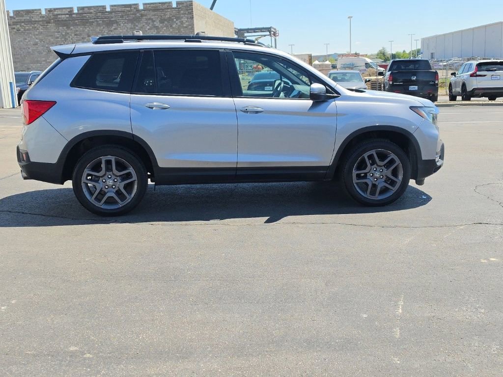 Used 2023 Honda Passport EX-L image 10