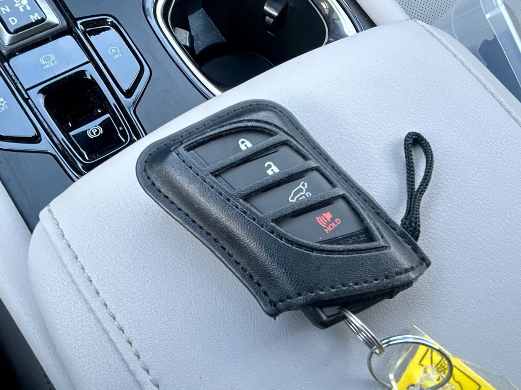 Used 2024 Lexus RX 350 Premium w/ Accessory Package (Z1) FWD image 38